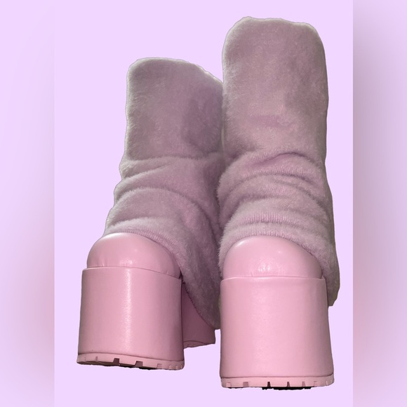 SUGAR THRILLZ Snuggle Wonderland Pink Platform Boots - Picture 2 of 14